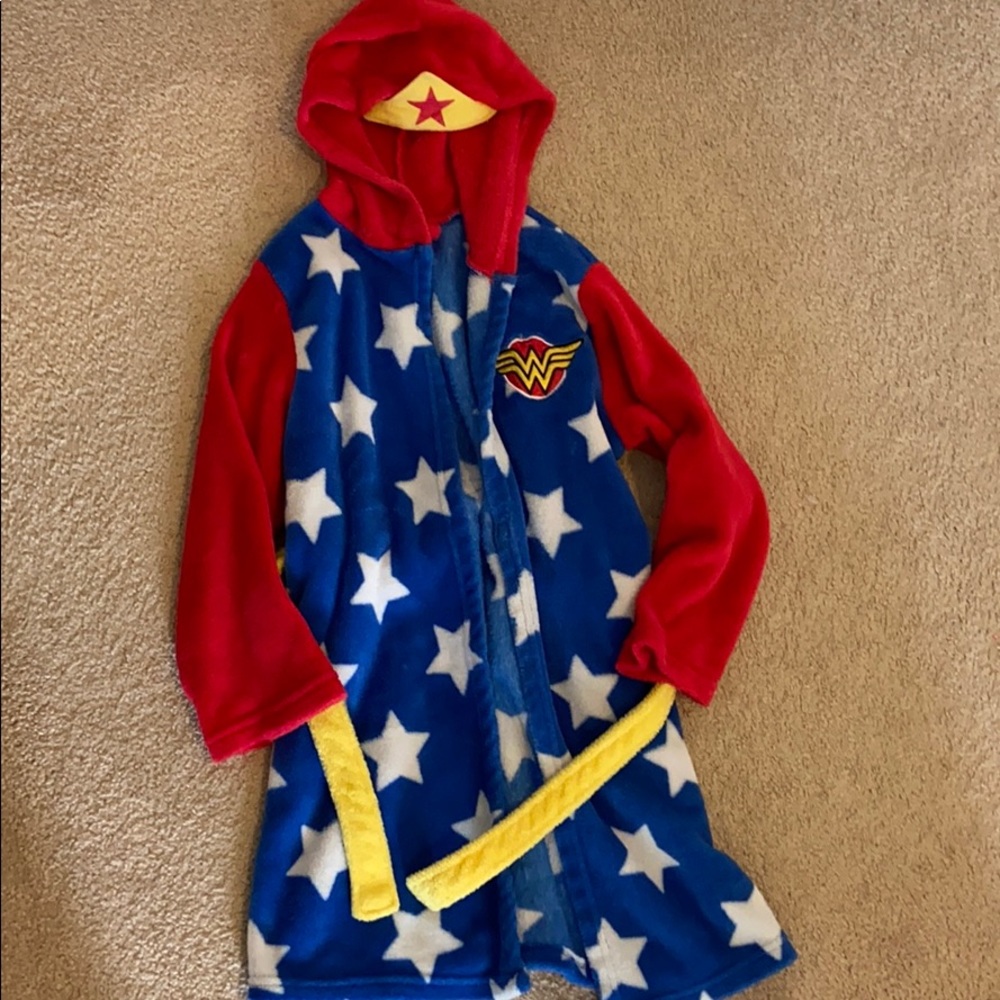 Wonder Woman robe